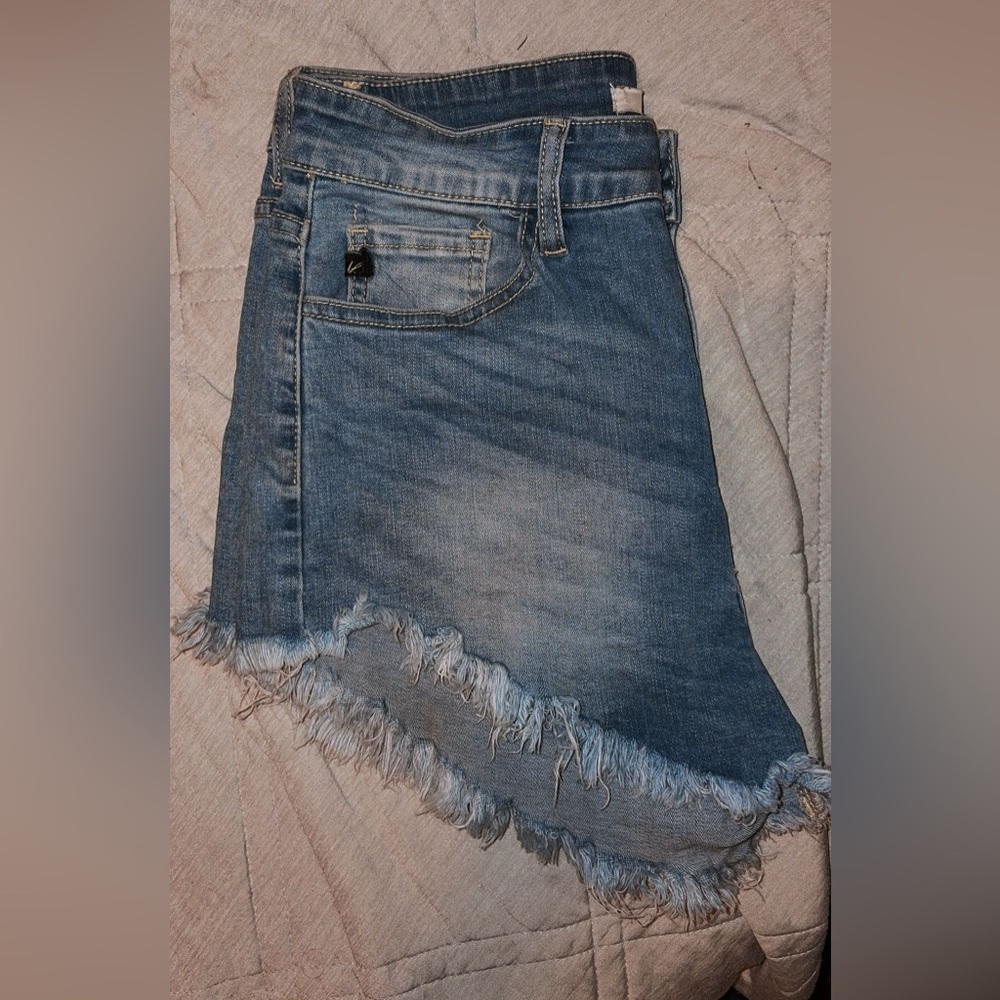 KanCan medium wash distressed shorts